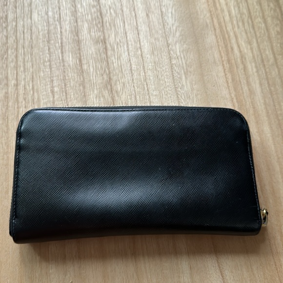 Prada Saffiano Learher Bow Zip Wallet - Picture 4 of 11